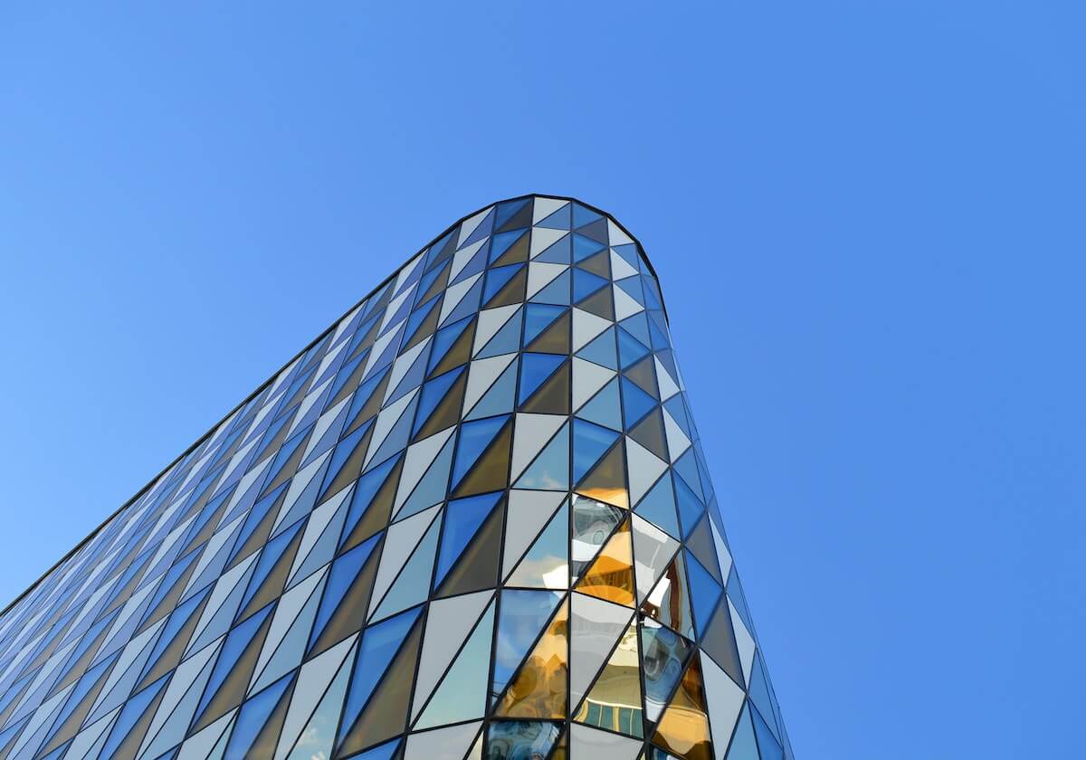 痛心!曼联传奇孙子不幸夭折,无证月嫂违规操作,4个月男婴惨死